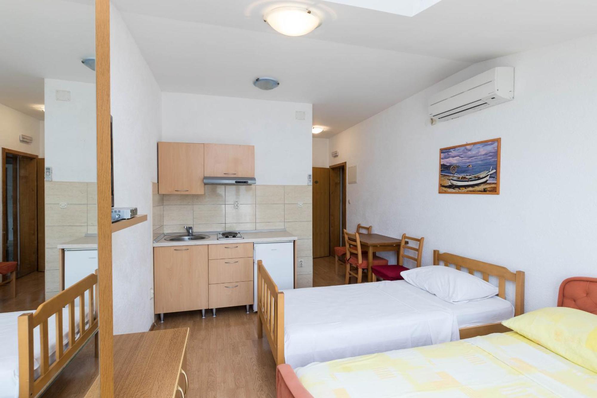 Apartments Cipetic Kaštela Exterior foto